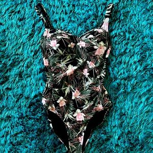 Tropical floral flattering Niptuck one piece